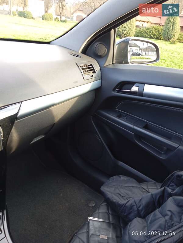 Хетчбек Opel Astra 2009 в Чигирину
