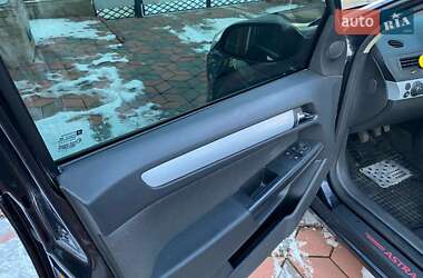 Универсал Opel Astra 2005 в 