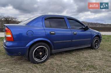 Седан Opel Astra 2008 в 