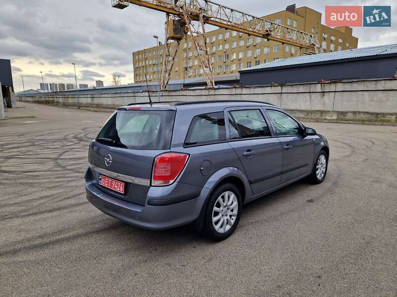 Універсал Opel Astra 2006 в Києві