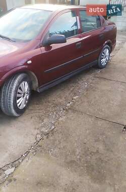 Хэтчбек Opel Astra 2007 в 