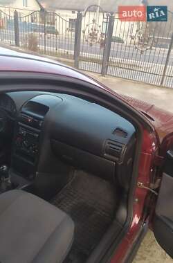 Хэтчбек Opel Astra 2007 в 
