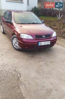 Хэтчбек Opel Astra 2007 в 
