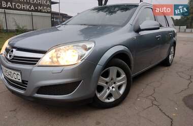 Opel Astra 2010