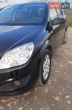 Универсал Opel Astra 2008 в 