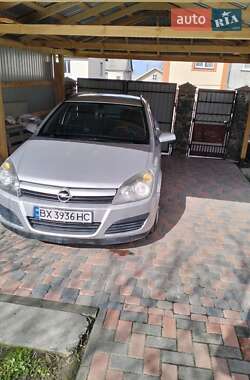 Универсал Opel Astra 2005 в 