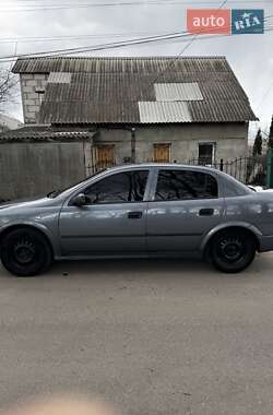 Седан Opel Astra 2008 в 