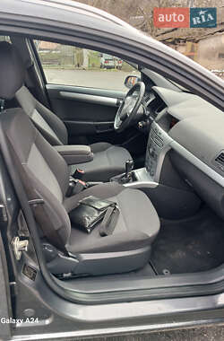 Универсал Opel Astra 2009 в 