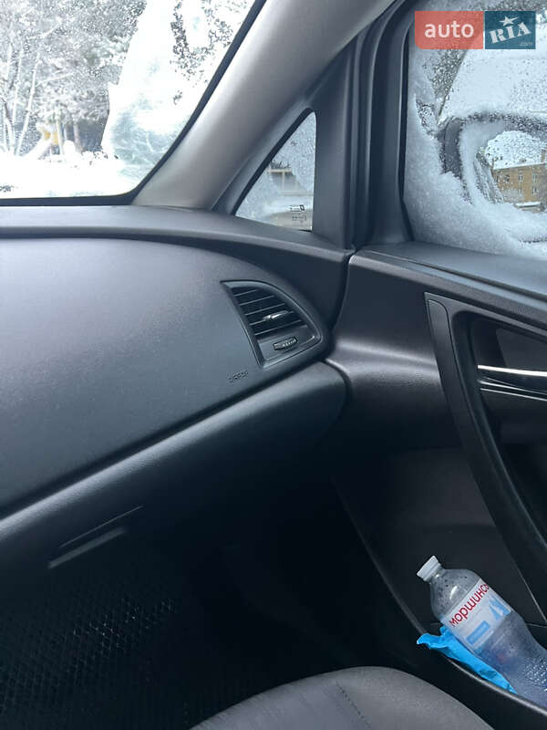 Универсал Opel Astra 2011 в Львове фото 7 Универсал Opel Astra 2011 в Львове