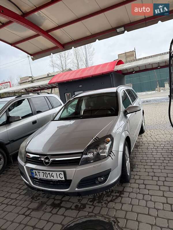 Універсал Opel Astra 2005 в Надвірній фото 2 Універсал Opel Astra 2005 в Надвірній