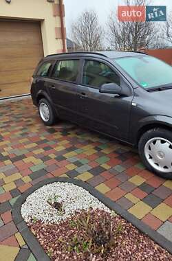 Универсал Opel Astra 2009 в 