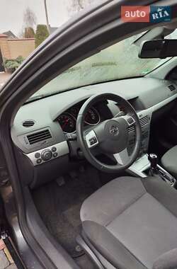 Универсал Opel Astra 2009 в 