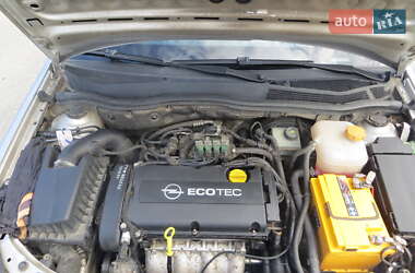Универсал Opel Astra 2008 в 
