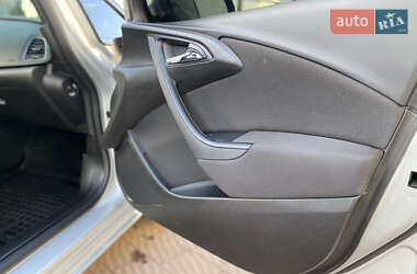 Универсал Opel Astra 2015 в 