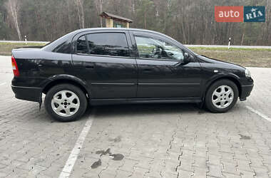 Седан Opel Astra 2001 в 