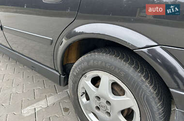 Седан Opel Astra 2001 в 