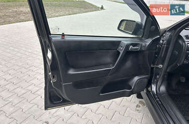 Седан Opel Astra 2001 в 