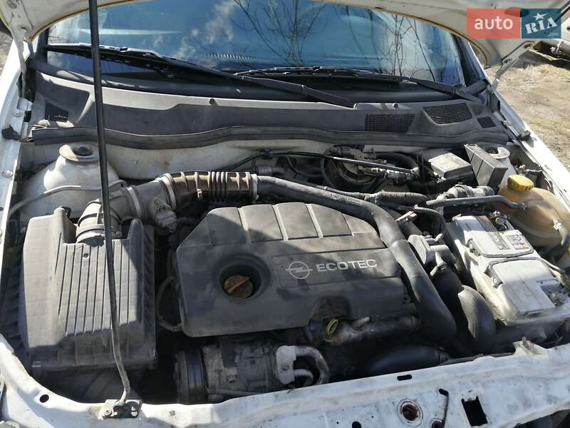 Універсал Opel Astra 2005 в Хусті