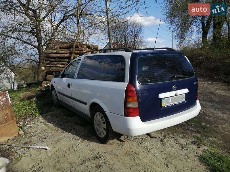 Універсал Opel Astra 2005 в Хусті