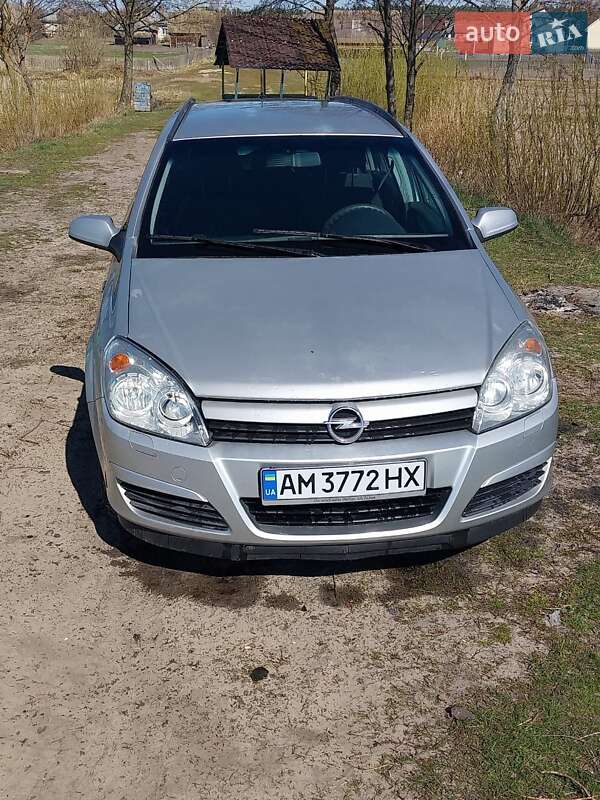 Opel Astra 2004