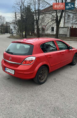 Хэтчбек Opel Astra 2005 в 