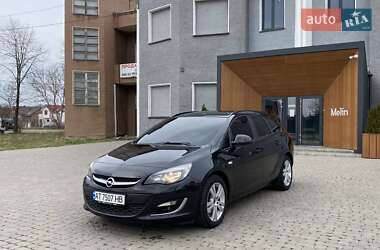 Универсал Opel Astra 2013 в 