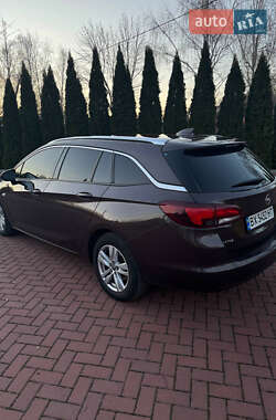 Универсал Opel Astra 2017 в 