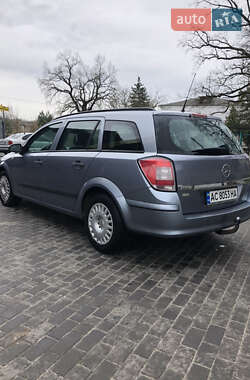 Универсал Opel Astra 2009 в 