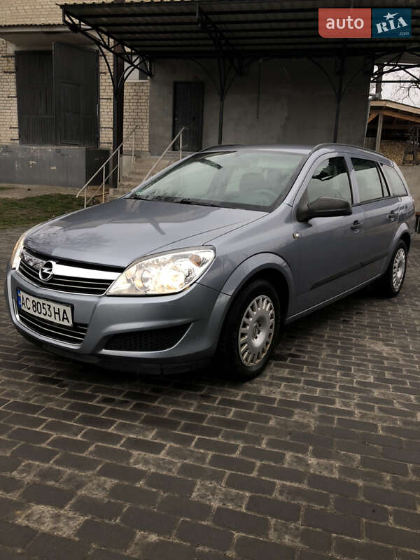 Универсал Opel Astra 2009 в 