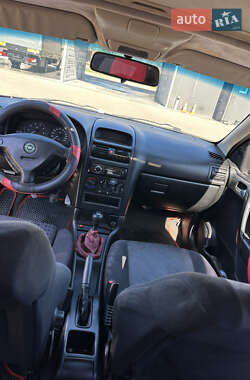 Универсал Opel Astra 1998 в 