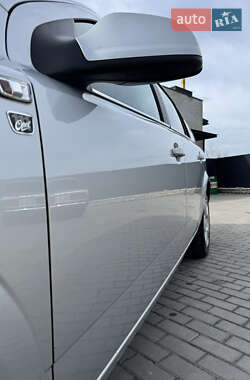 Универсал Opel Astra 2010 в 