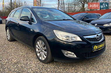 Універсал Opel Astra 2011 в 