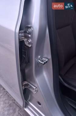 Універсал Opel Astra 2013 в 