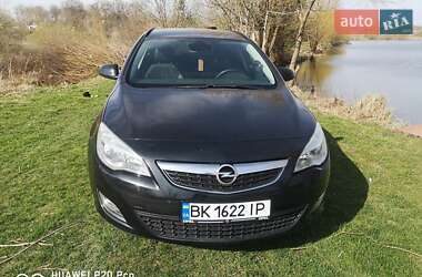 Opel Astra 2012 Opel Astra 2012