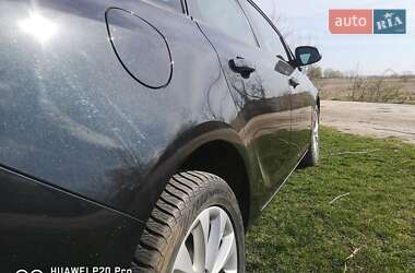 Универсал Opel Astra 2012 в 