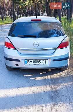Хэтчбек Opel Astra 2007 в 
