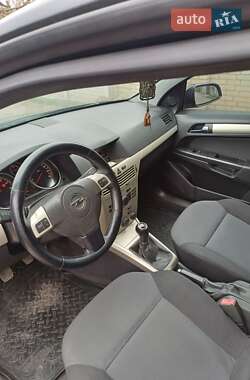 Седан Opel Astra 2008 в 