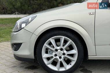 Універсал Opel Astra 2008 в 