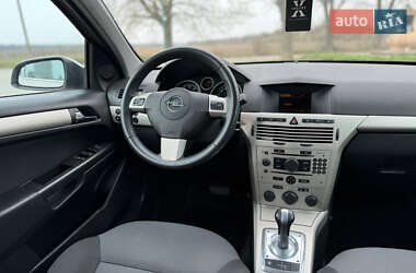 Універсал Opel Astra 2008 в 