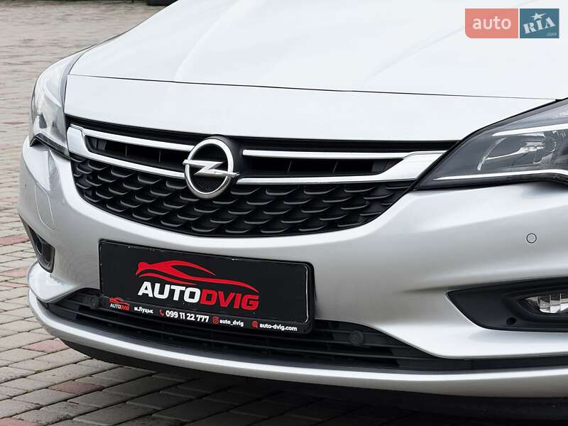 Универсал Opel Astra 2018 в Луцке