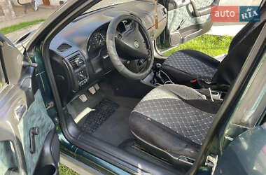 Седан Opel Astra 1999 в 