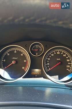 Универсал Opel Astra 2006 в 