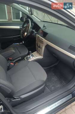 Универсал Opel Astra 2008 в 