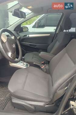 Универсал Opel Astra 2008 в 
