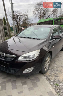 Opel Astra 2012 Opel Astra 2012
