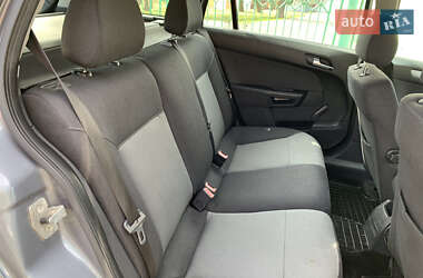 Универсал Opel Astra 2006 в 