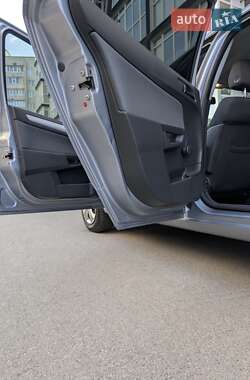 Универсал Opel Astra 2005 в 