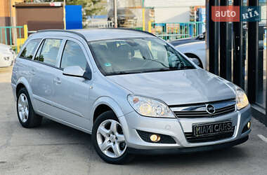 Универсал Opel Astra 2007 в 