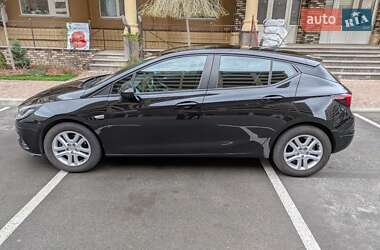 Хэтчбек Opel Astra 2018 в 