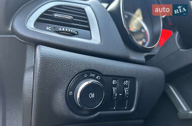 Хэтчбек Opel Astra 2010 в 